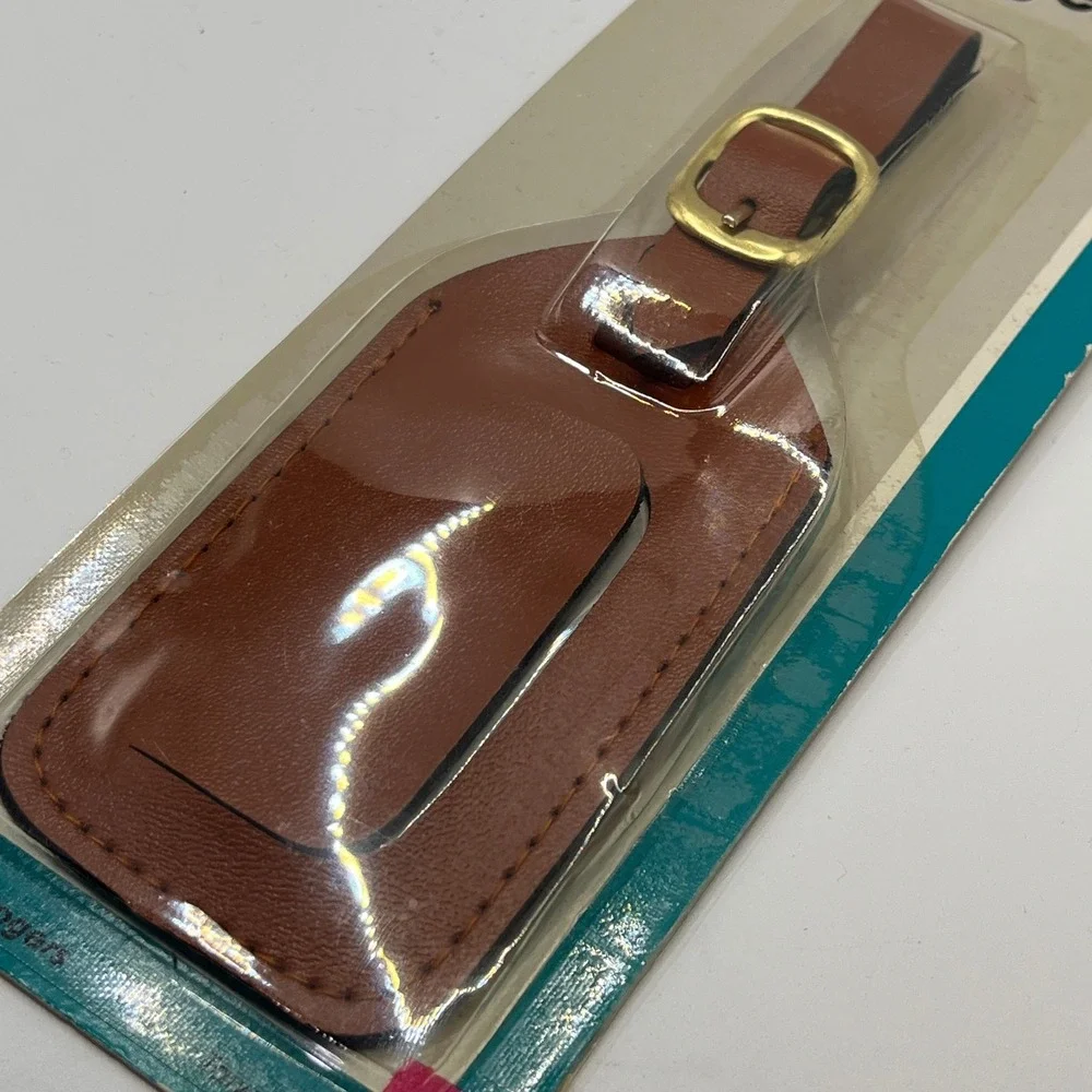 WT Rogers Luggage Tag Brown Leather Classic Style ID Holder